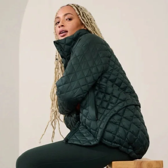 SOLD Athleta Whisper Featherless Puffer Jacket in Cypress Size M - Picture 2 of 8